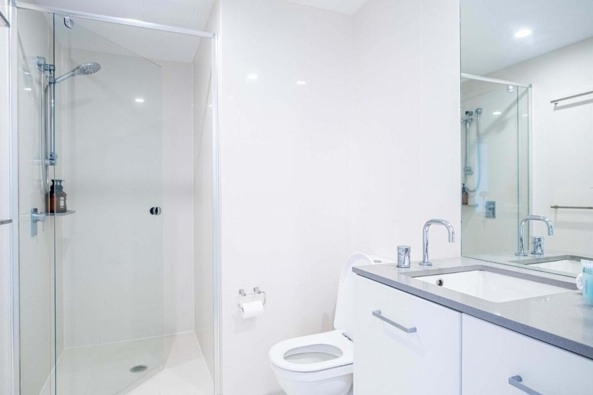 Level 29 Sky 2br Ocean View Apartment