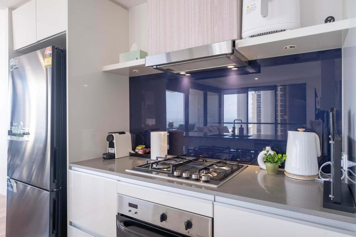 Level 29 Sky 2br Ocean View Apartment *
