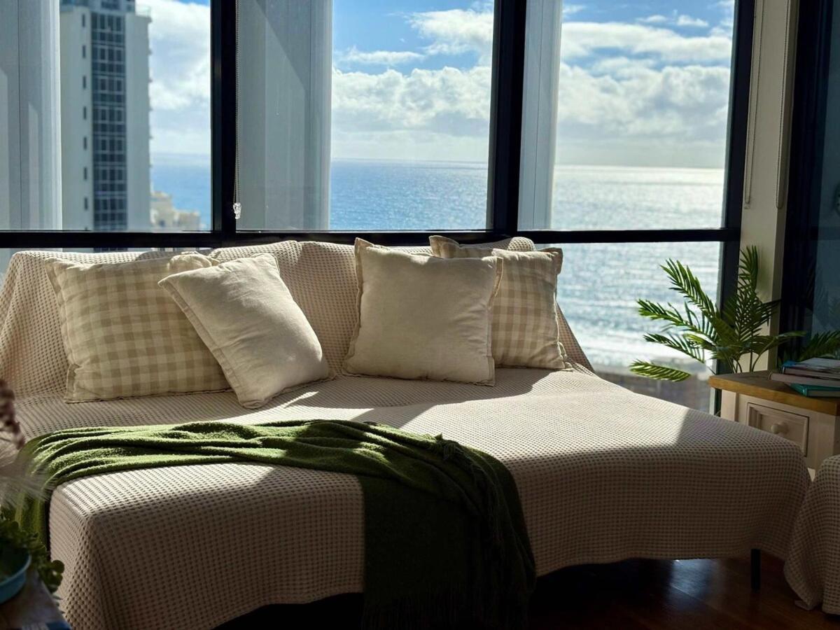 Level 29 Sky 2br Ocean View Apartment